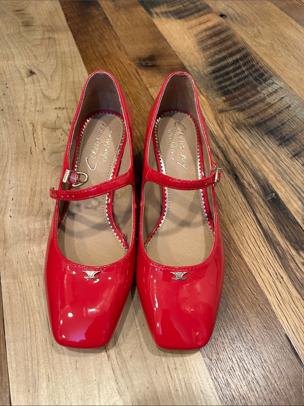Circus by Sam Edelman Red Patent Mary Jane Pumps 7 NWOT